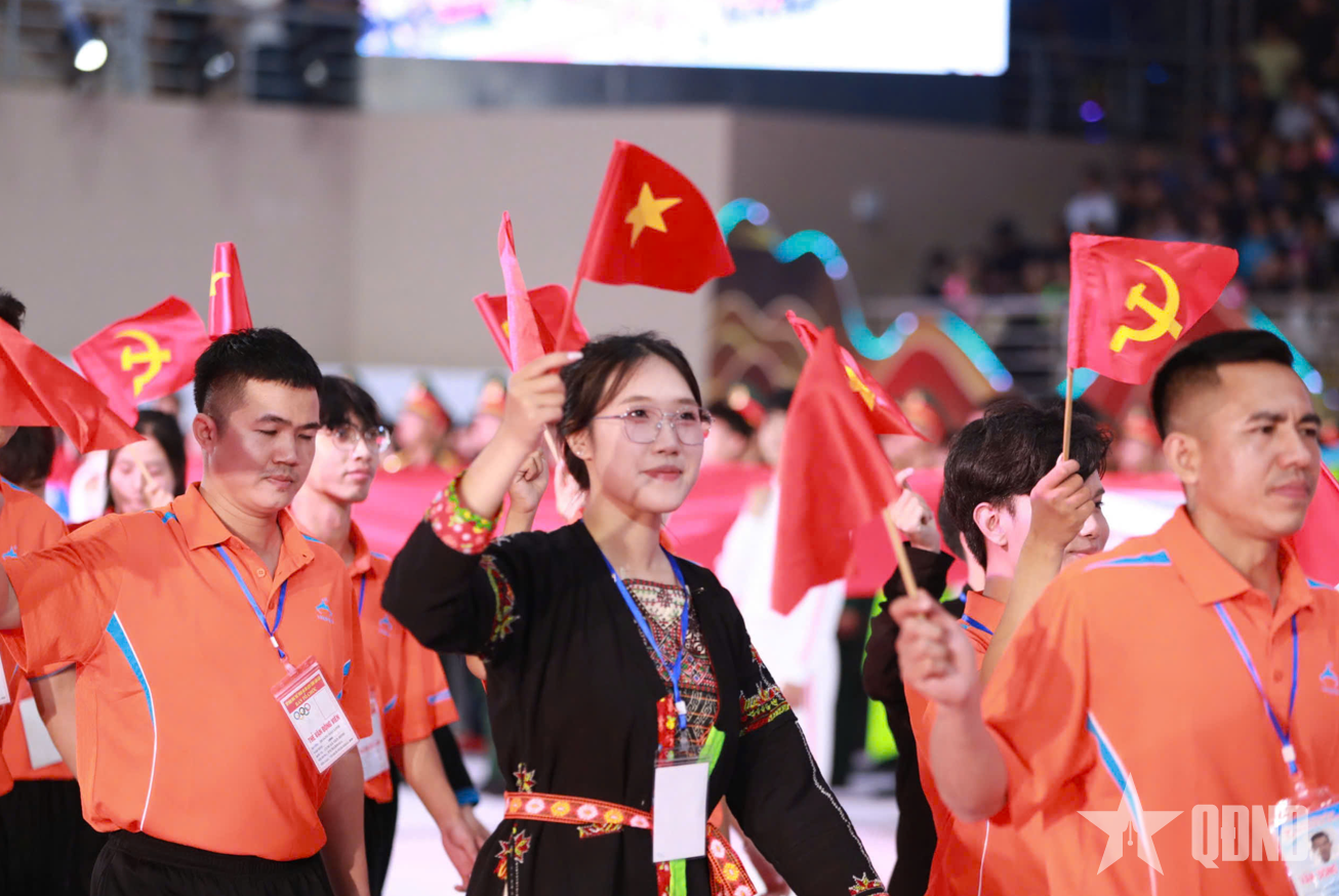 Lào Cai khai mạc Đại hội Thể dục Thể thao lần thứ nhất, đưa bắn nỏ và đẩy gậy vào thi đấu